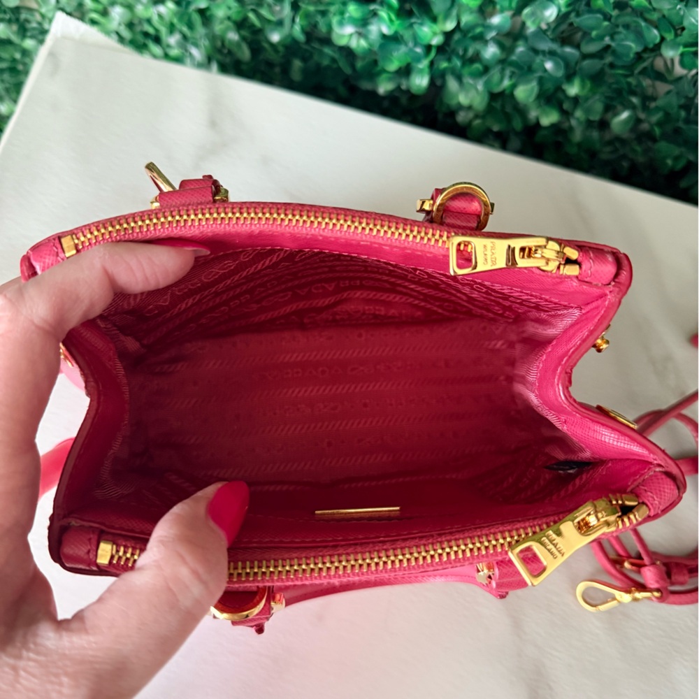 Prada Pink Saffiano Leather Micro Galleria Crossbody Bag Authentic - Picture 6 of 11
